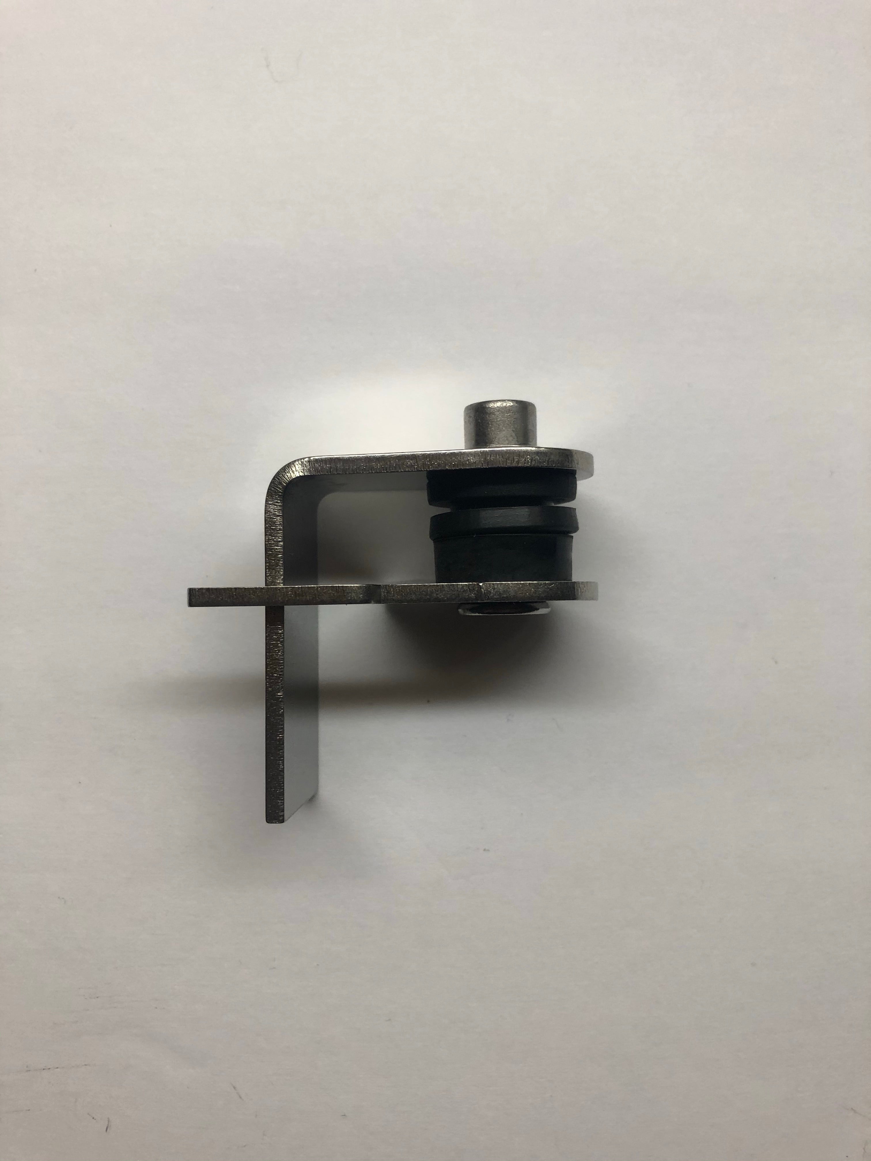 Radiator Retainers for VR6 and G60