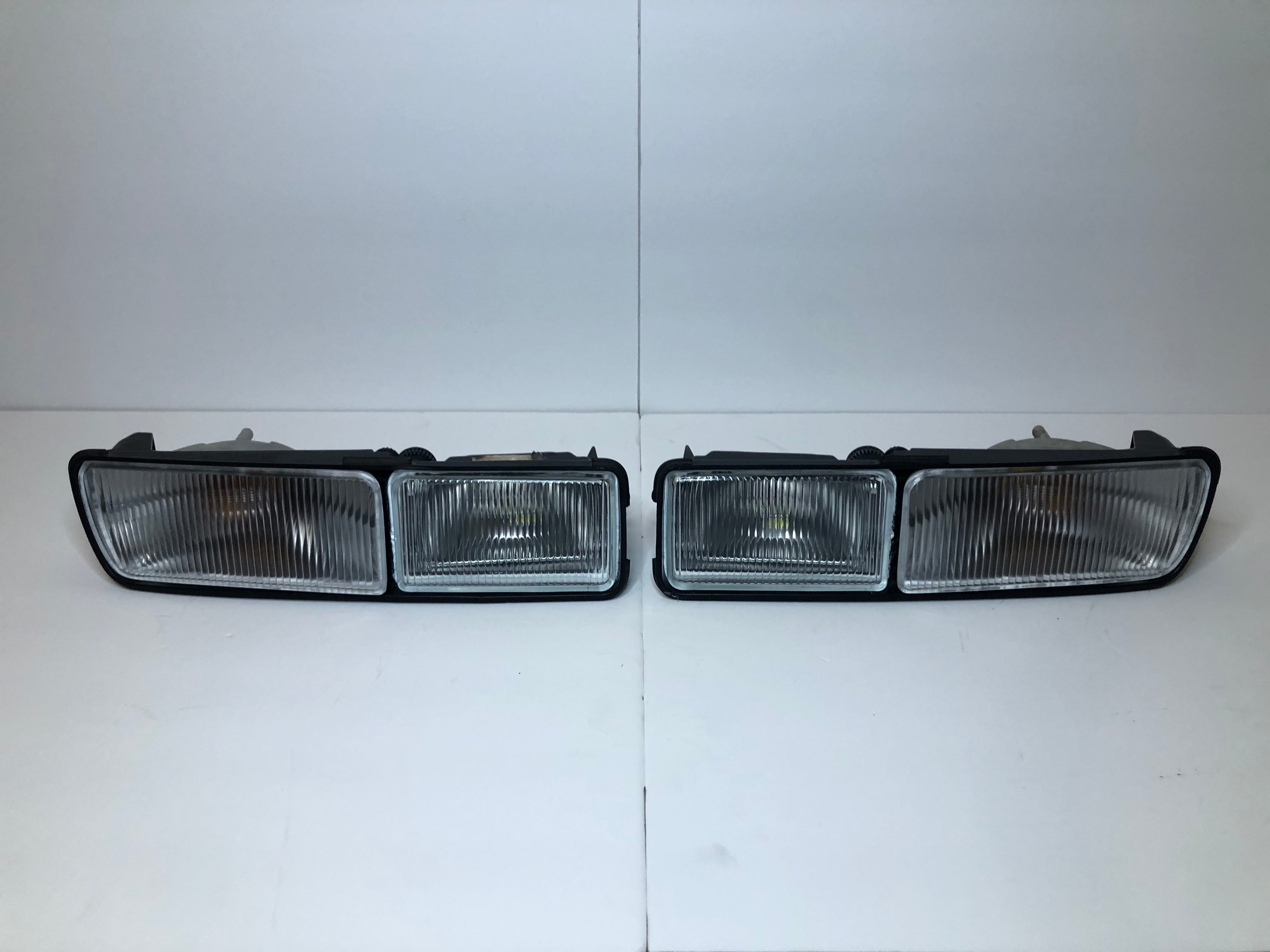 Fog Light Housing w/Turn Signals